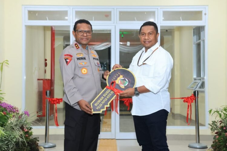 Kapolda Papua Hadiri Kegiatan Serah Terima Kunci Rumah Susun Polda Papua