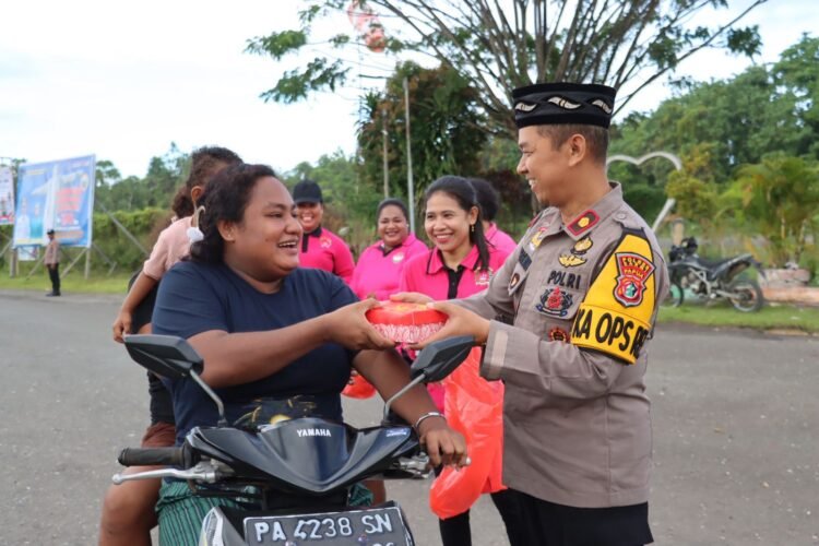Sat Reskrim Polres Jayapura Polda Papua Cek Harga dan Stok Kebutuhan Pangan di Toko Sembako