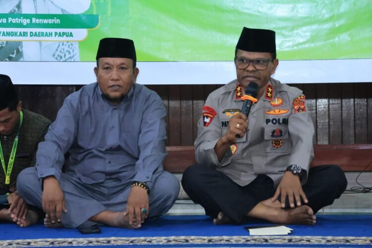 Kapolda Papua Lakukan Safari Ramadhan di Masjid Al-Muhajirin Koya Barat, Kota Jayapura