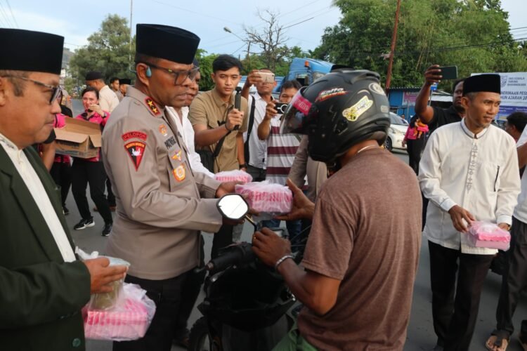 Kapolda Papua Kembali Lakukan Safari Ramadhan di Masjid Al-Aqsha, Sentani Jayapura