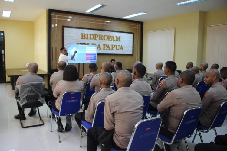 Hari Ke-2, Bid Propam Polda Papua Gelar Kegiatan Pembinaan dan Pemulihan Profesi Khusus bagi PNPP
