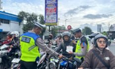 Polresta Cilacap Gelar Sosialisasi dan Penindakan Operasi Zebra Candi 2025 di Sejumlah Ruas Jalan