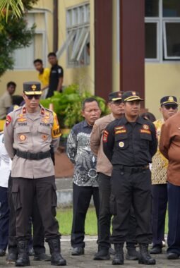 Polda Papua Barat Gelar Apel Pasukan Operasi Lilin Mansinam 2025, Siap Amankan Natal dan Tahun Baru