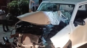 Diduga Dipengaruhi Miras, Pengemudi Alami Kecelakaan Tunggal di Sentani