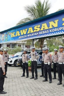 Polda Papua Barat Tekankan Keselamatan Berlalu Lintas dan Kamtibmas melalui Operasi Keselamatan