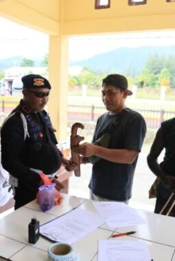 Polda Papua Barat Gelar Ops Pekat, Amankan Berbagai Senjata Tajam Saat Ramadhan