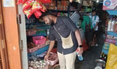 Satreskrim Polres Supiori Pantau Harga Pangan dan Stok Minyak Goreng di Pasar dan Ritel Modern