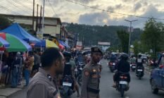 Momen Berburu Takjil ,Polresta Manokwari Lakukan Pengamanan dan Pengaturan Lalu Lintas