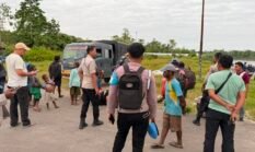 Polres Boven Digoel Berikan Pelayanan dan Pendampingan kepada Warga Pengungsi Distrik Manggelum