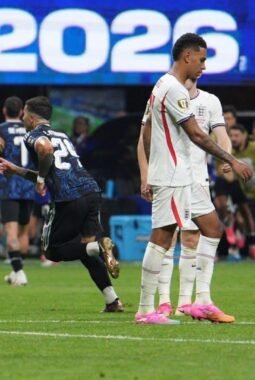 Remontada Argentina vs Inggris 2-1, Messi Dkk ke Final Piala Dunia 2026
